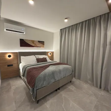 Costa Blu Mare * האראקי